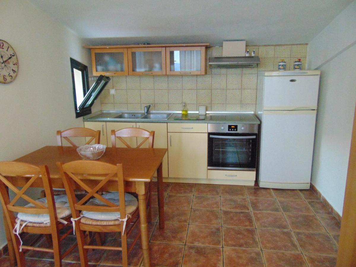 Crystal Bay Appartement PalaiónTsiflíkion Buitenkant foto